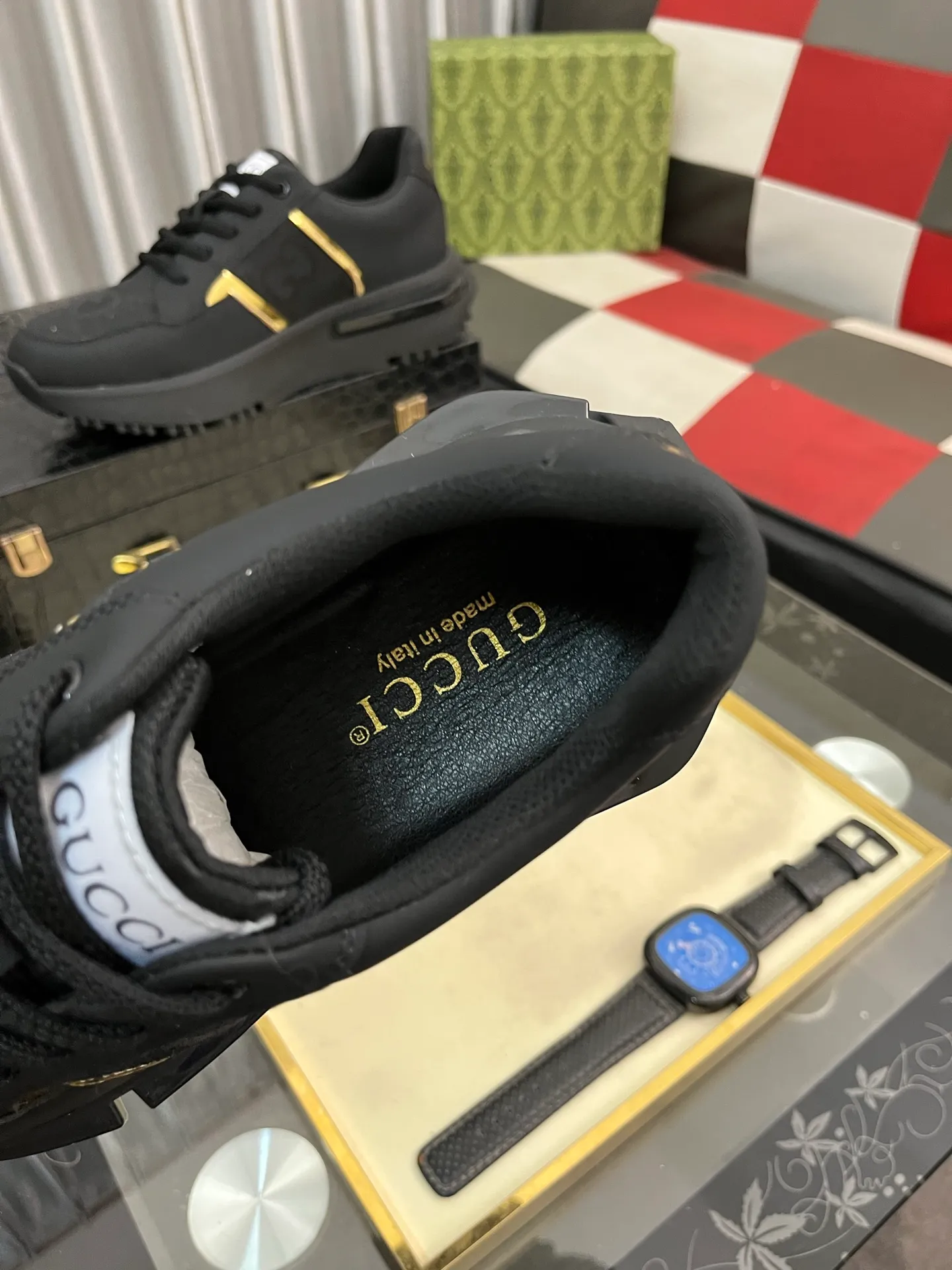 Men's Men's Shoes 💰458⌚️⌚️【GUCCI】Gucci men's latest white shoe series casual shoes! The official website is built 1:1. Upper: Made of imported cowhide, with electric embroidery ➕Inner lining: Made of high-quality first-layer pigskin, soft and comfortable. Picky material selection and exquisite workmanship give you the best enjoyment. Size: 38-44 yards, 4️⃣ colors available.